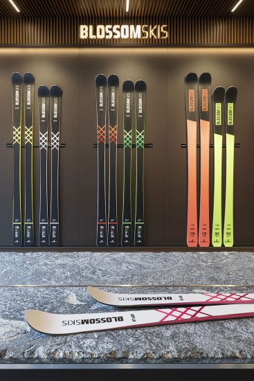 Blossom Ski Flagship Store