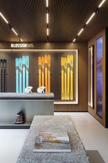 Blossom Ski Flagship Store
