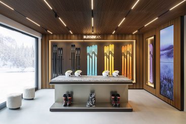 Blossom Ski Flagship Store